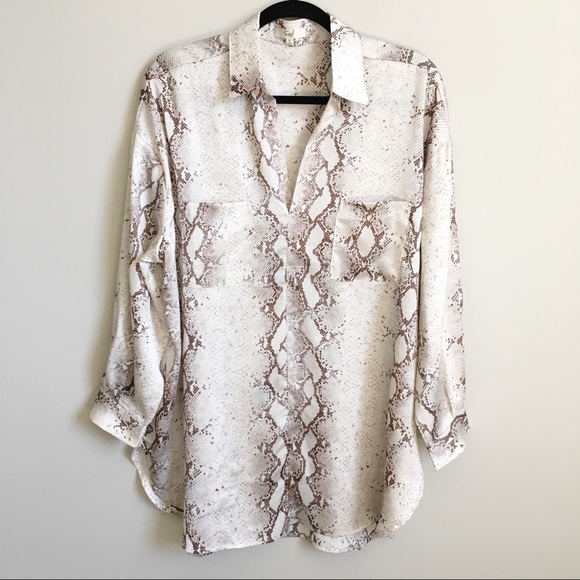 Easel Python Snake Print oversized satin blouse - Picture 2 of 5